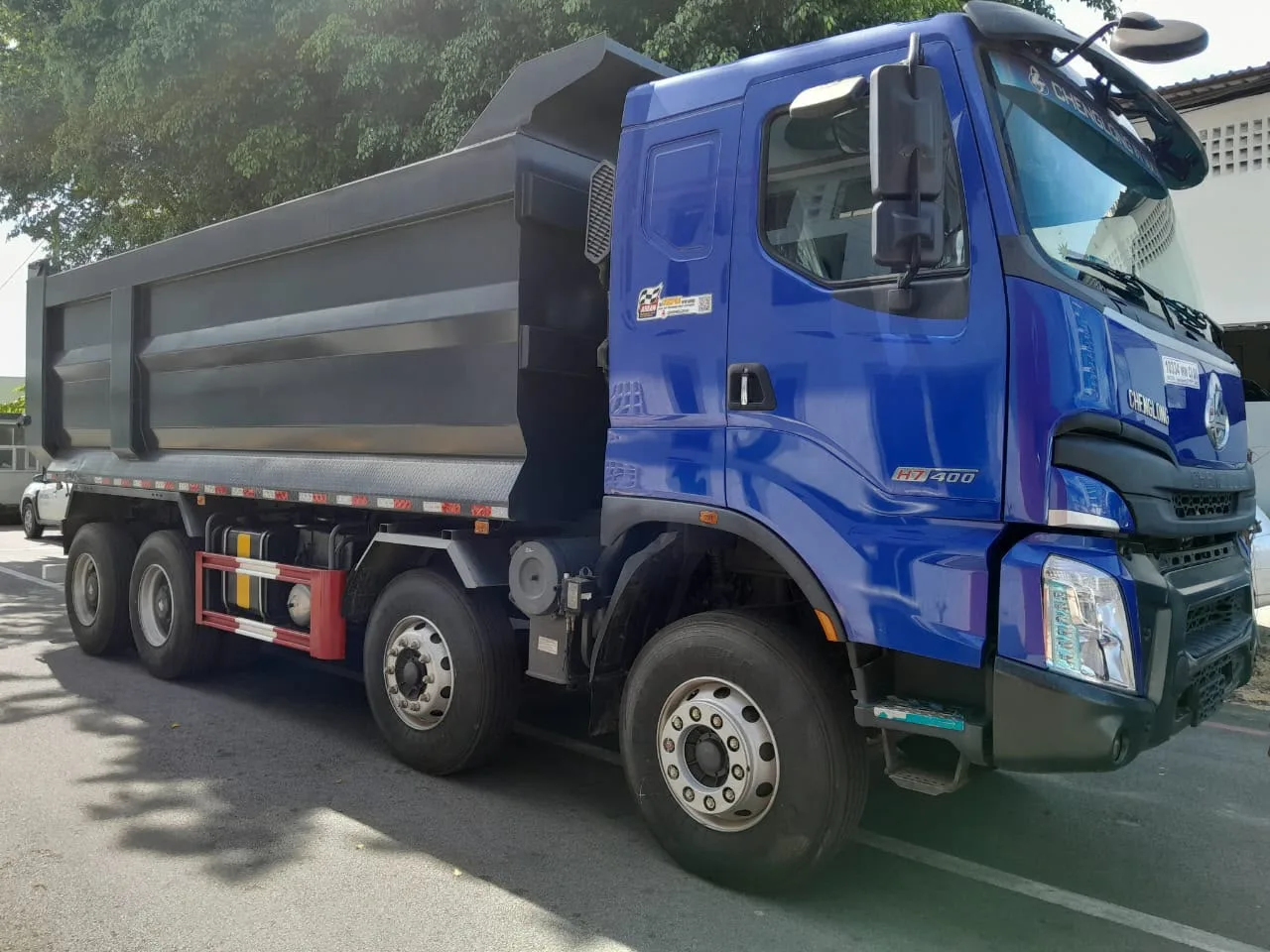 Camion benne S.O.M